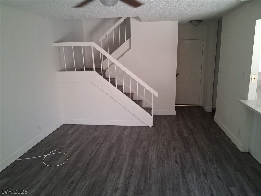 1722 East University Avenue 5 — photo 5