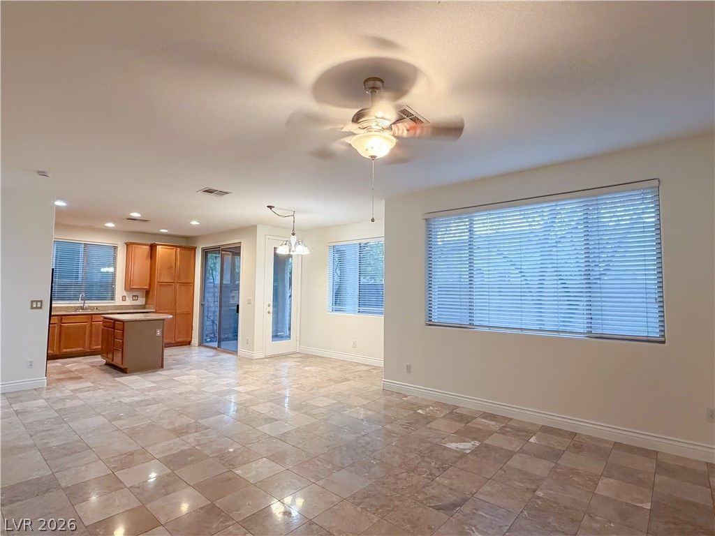 11832 Luna Del Mar Lane — photo 5 of 18