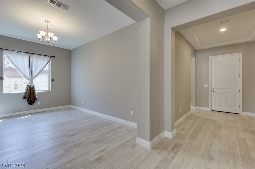11822 Spadari Court — photo 5 of 28