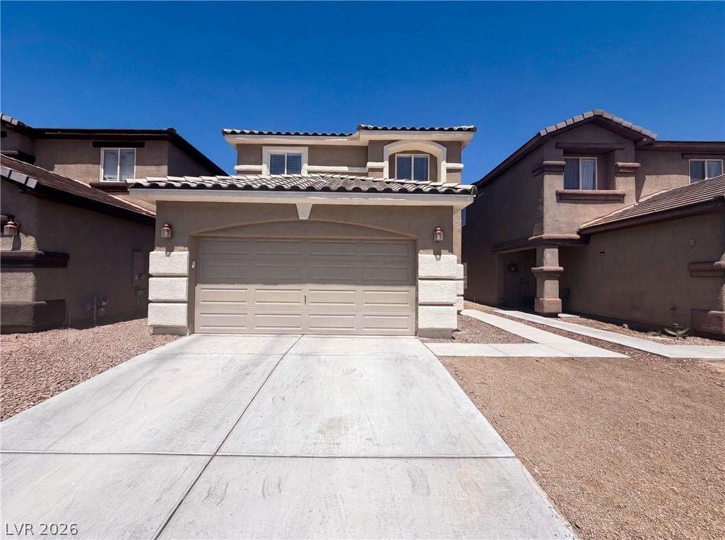 4560 Sunflower Avenue — photo 1