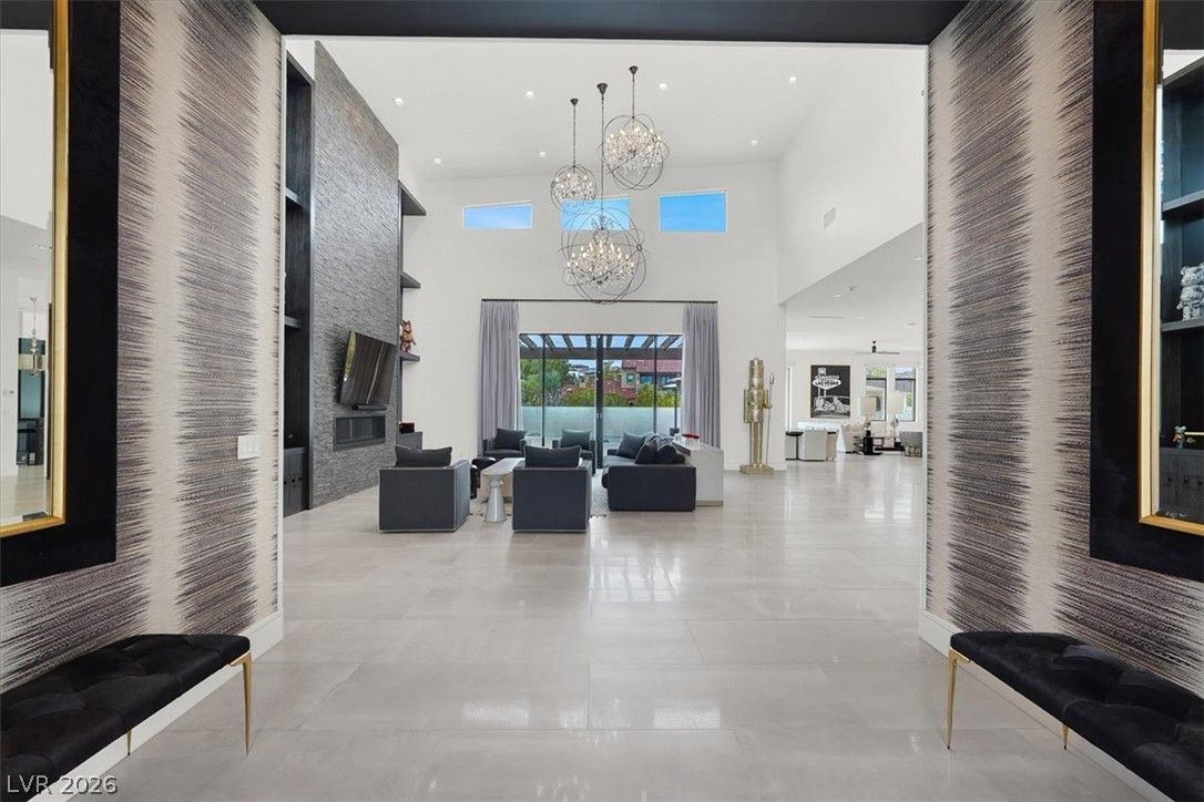 20 Pebble Hills Court — photo 4