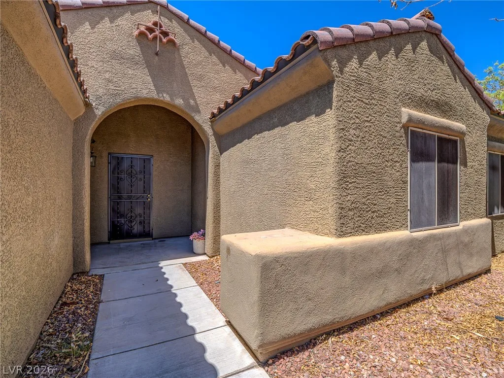 3695 Waynesvill Street — photo 5