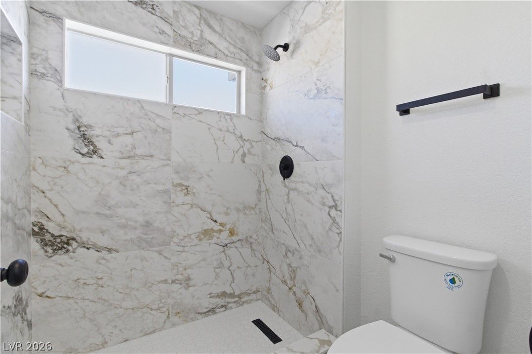1501 Linnbaker Lane 202 — photo 5