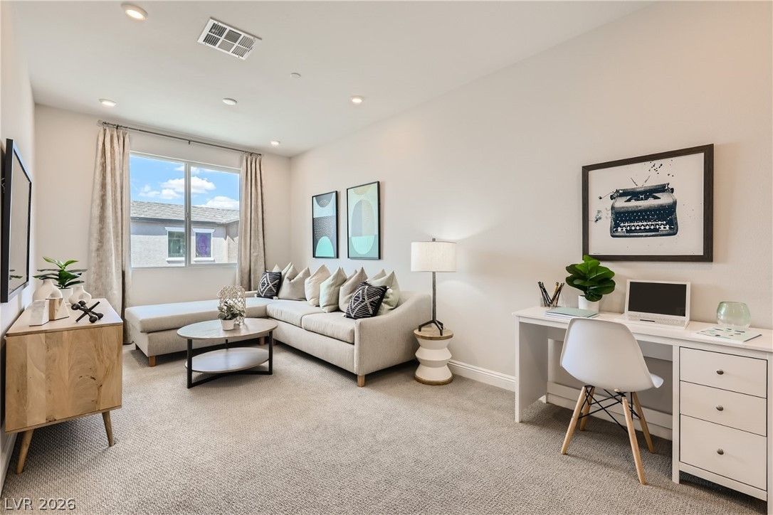 246 Freeport View Place — photo 5 of 13
