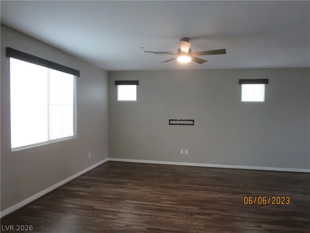 1012 Huckburn Avenue — photo 2