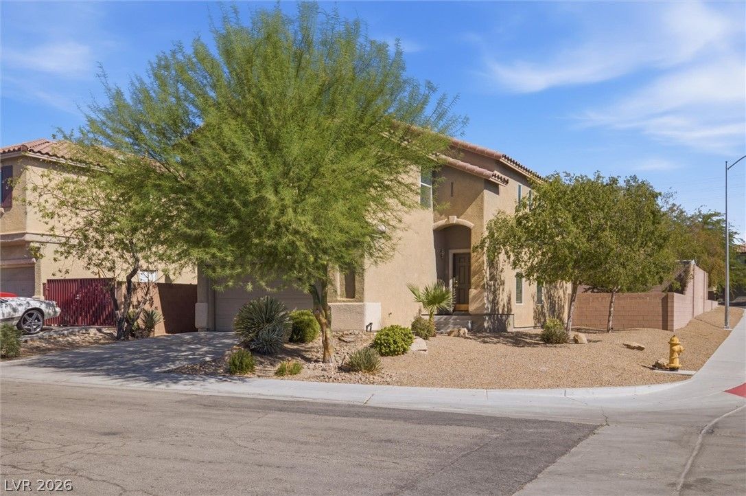 528 ROUND REIGN Avenue 0 — photo 2