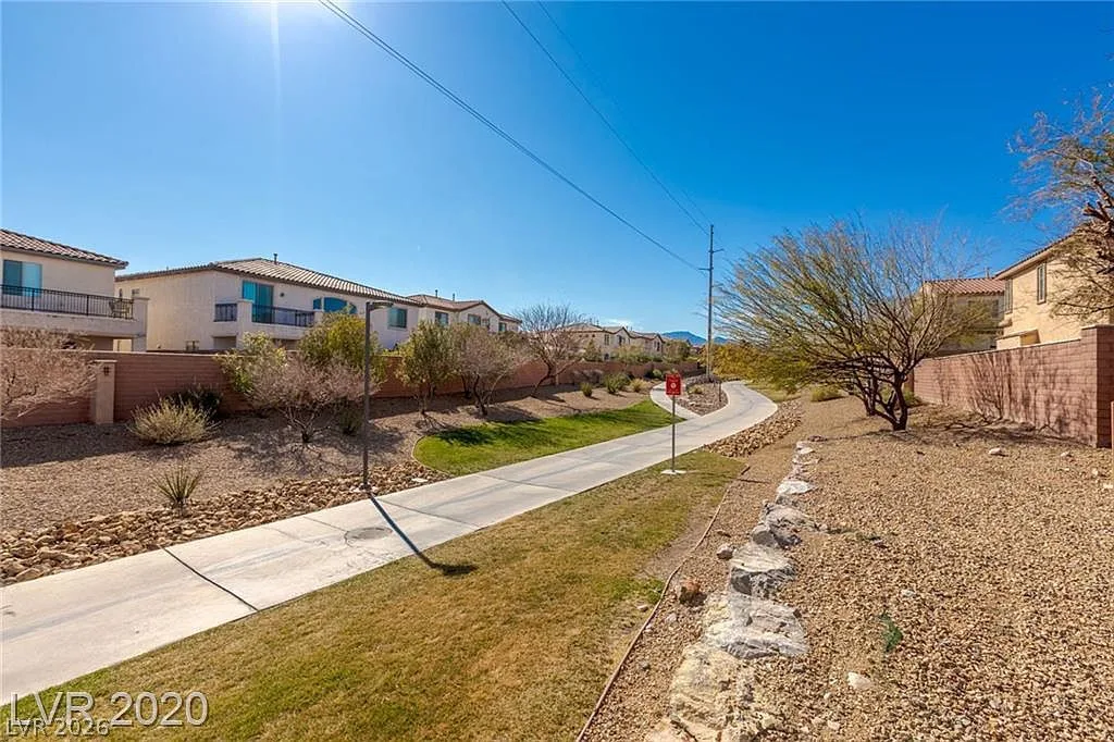 8253 Timely Treasures Avenue — photo 4