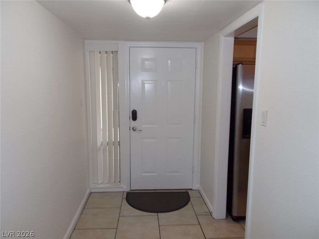 769 Oakmont Avenue 403 — photo 3