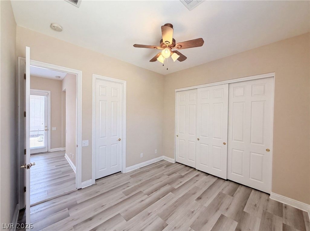 6892 April Wind Avenue — photo 5