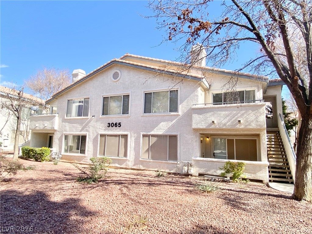 3065 Casey Drive 102 — photo 1