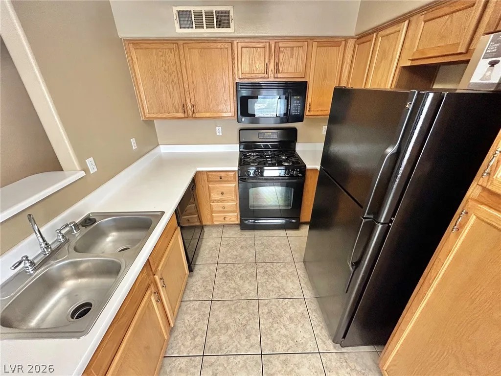 3065 Casey Drive 102 — photo 4