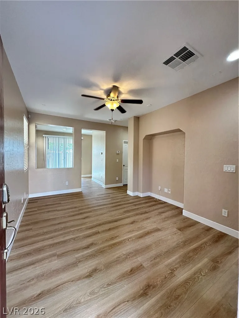 8146 Lake Chippewa Street — photo 2