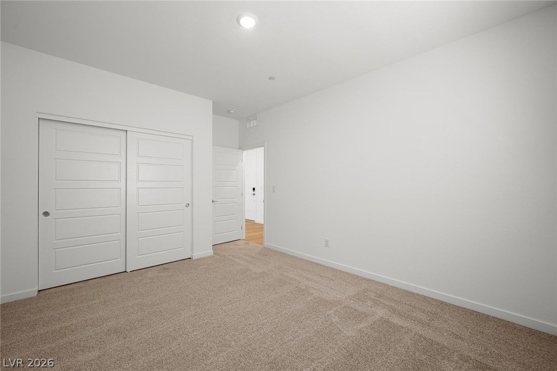 3623 Dusted Glow Avenue — photo 5 of 27