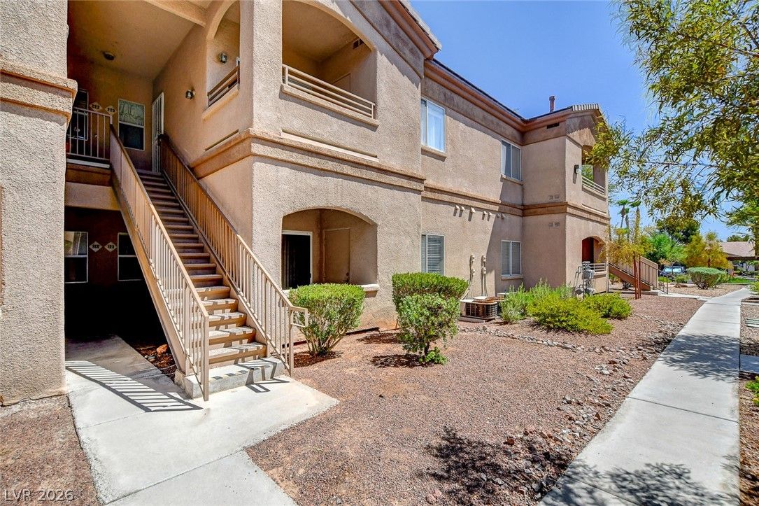 5751 East Hacienda Avenue 123 — photo 3