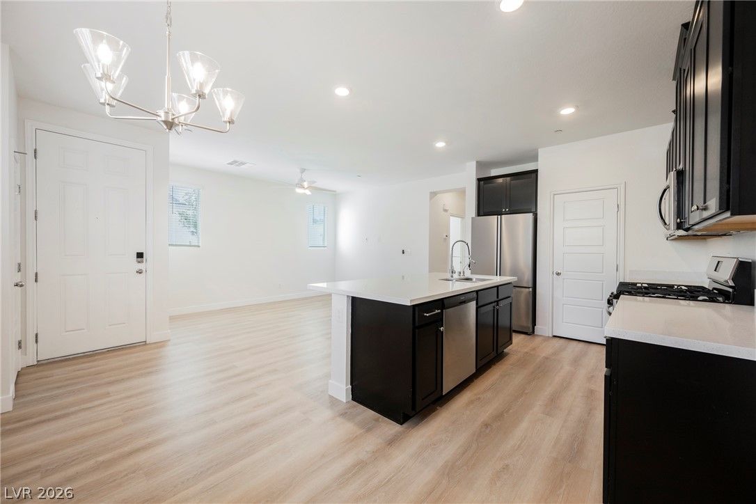 766 Star Estates Avenue — photo 4 of 27