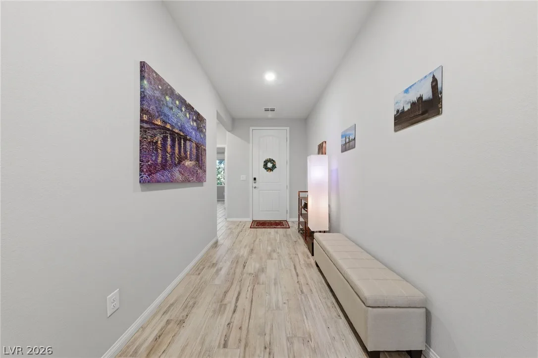 5795 North Park Street — photo 4