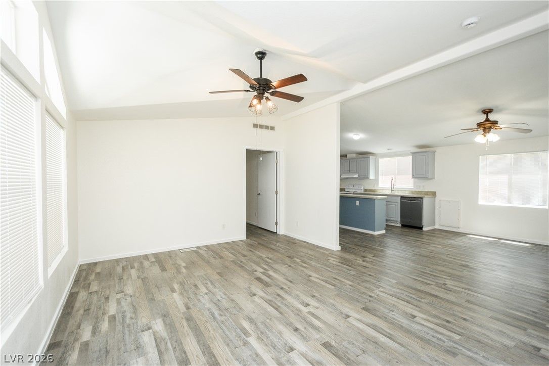 6530 Camelot Circle — photo 3