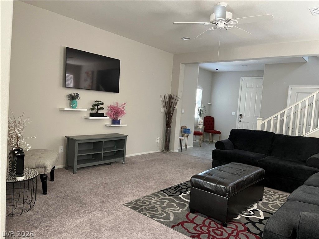 1217 West Arc Dome Avenue — photo 4