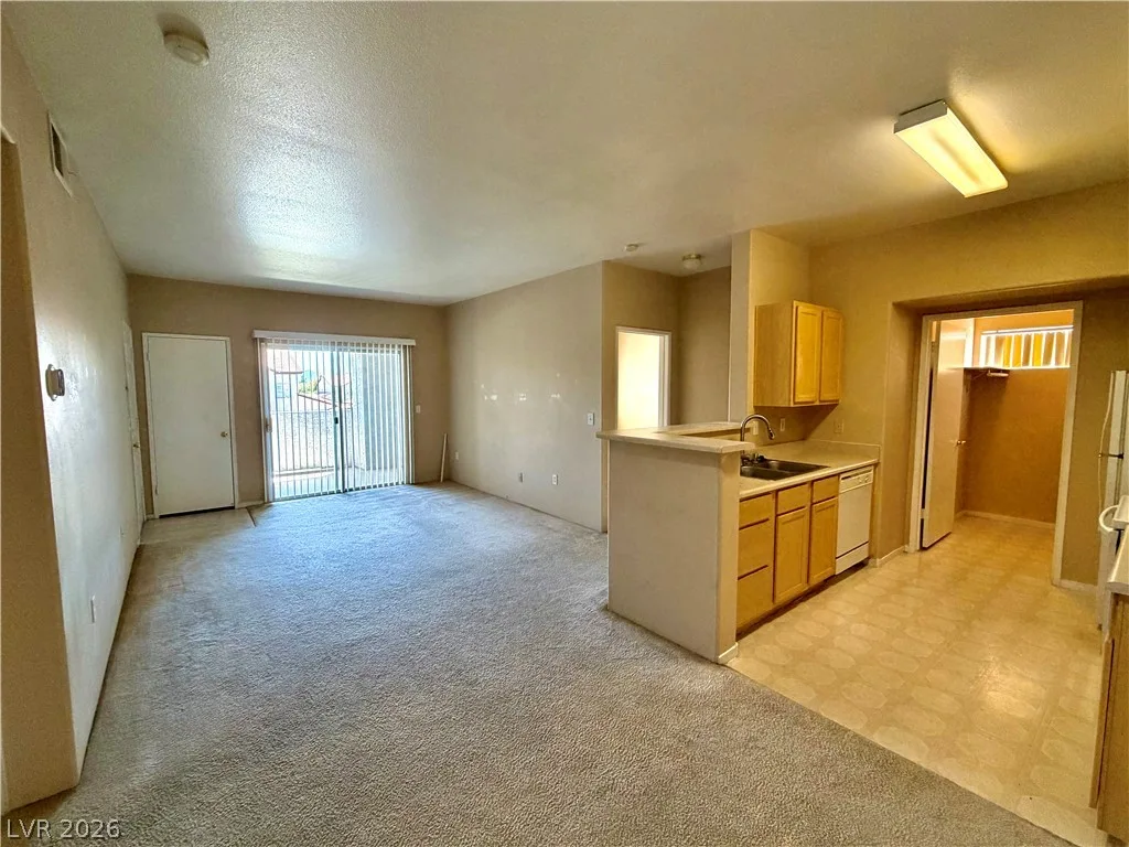 2615 West Gary Avenue 2028 — photo 4