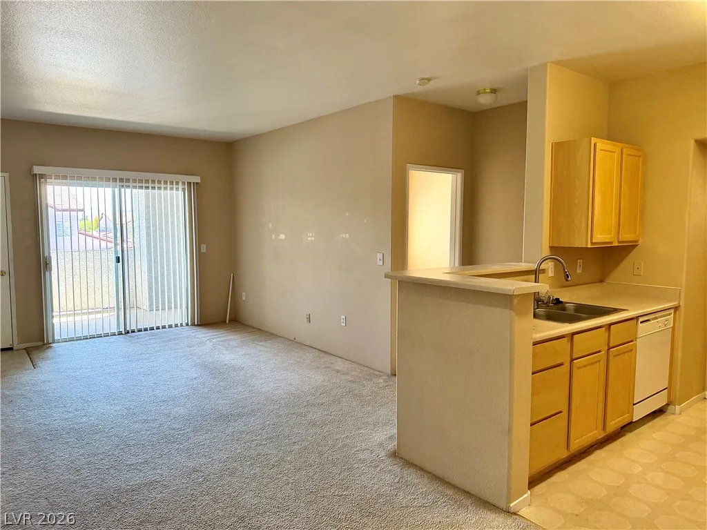 2615 West Gary Avenue 2028 — photo 5