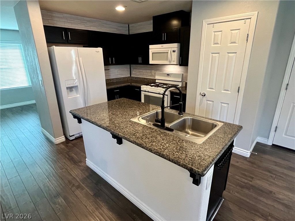 1045 Spotted Saddle Street — photo 1
