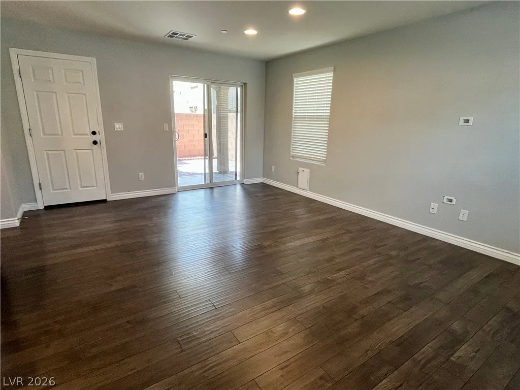 1045 Spotted Saddle Street — photo 5