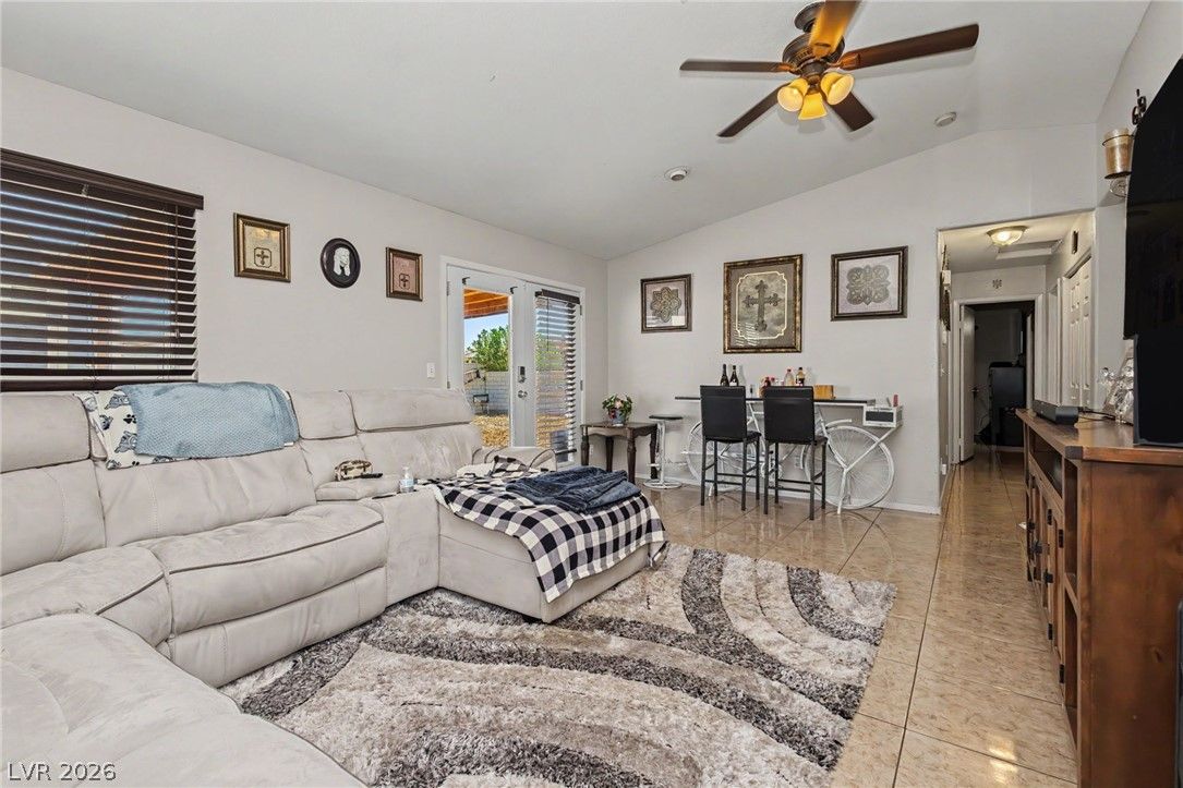 5534 Indigo Hills Street — photo 4