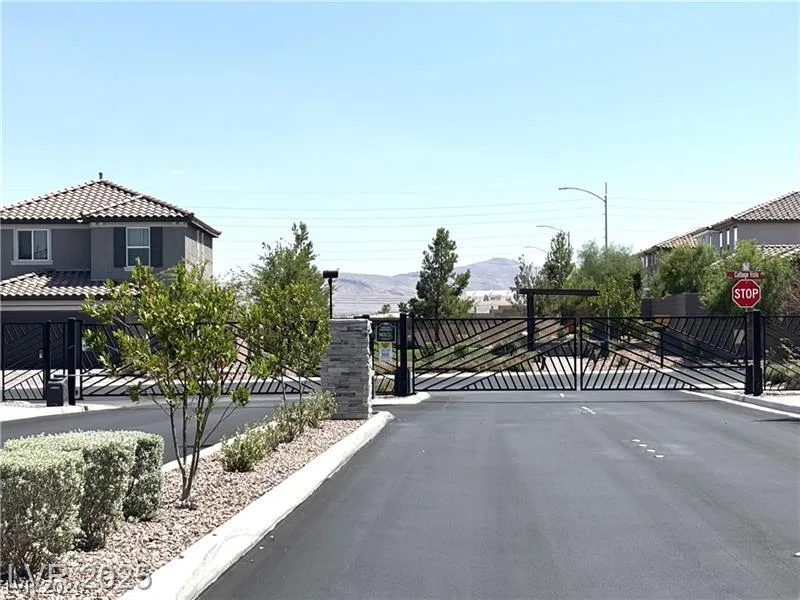 8948 Marigold Creek Street — photo 2