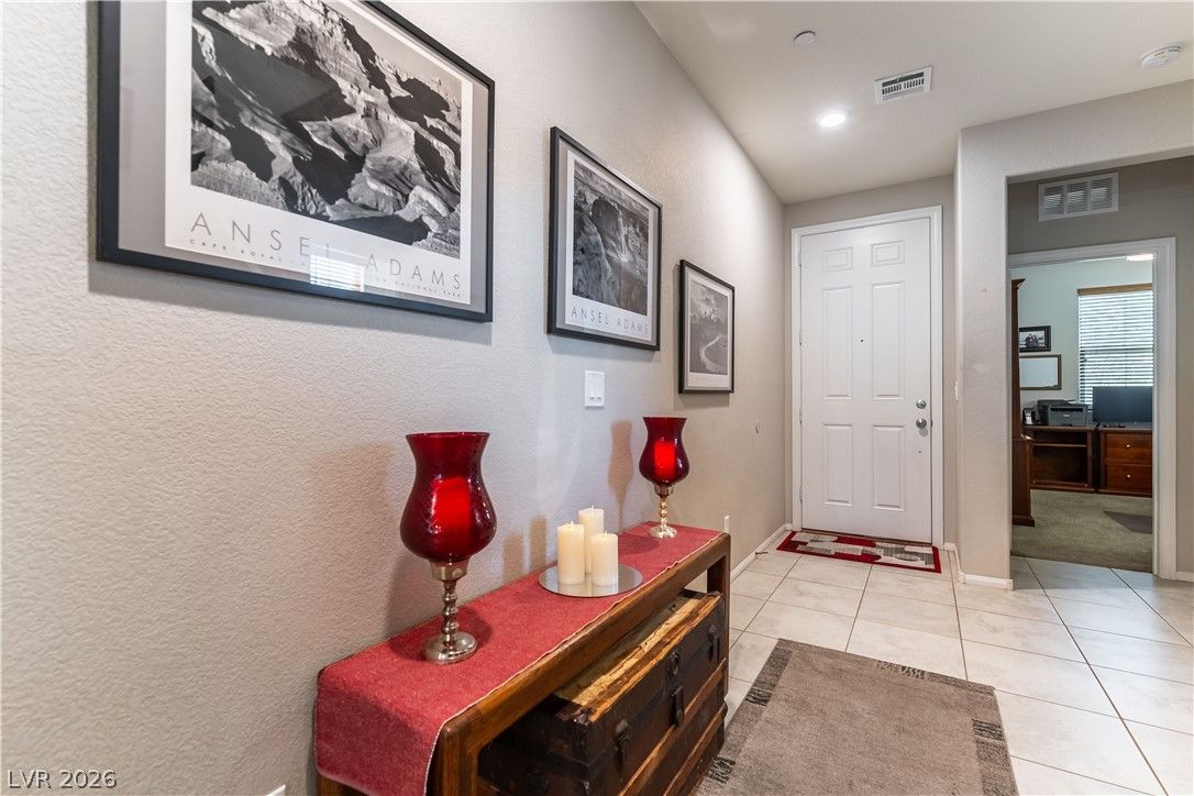 982 Twilight Glow Court — photo 2