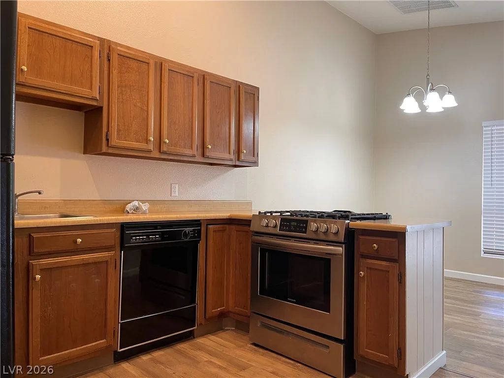 1308 GEORGIA Avenue C — photo 4 of 14