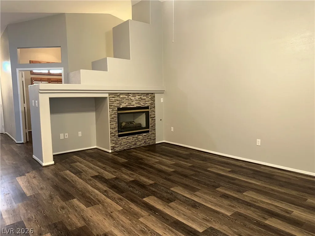 27 Garrett Court — photo 5