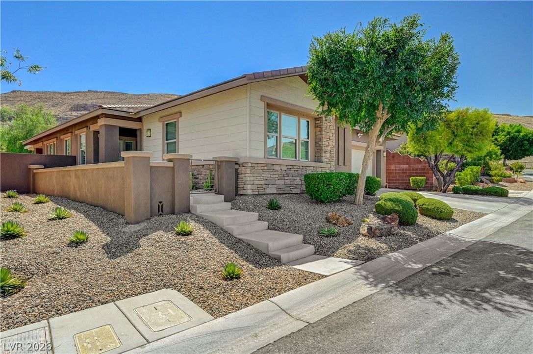 5483 Alden Bend Drive — photo 2