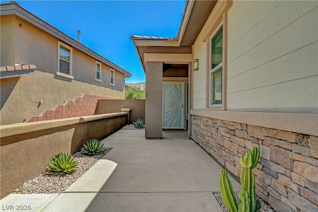 5483 Alden Bend Drive — photo 3