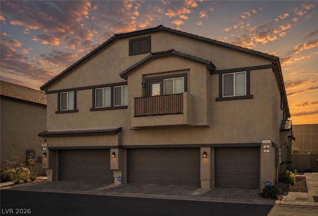 7915 Aurora Sky Street 2 — photo 2 of 23