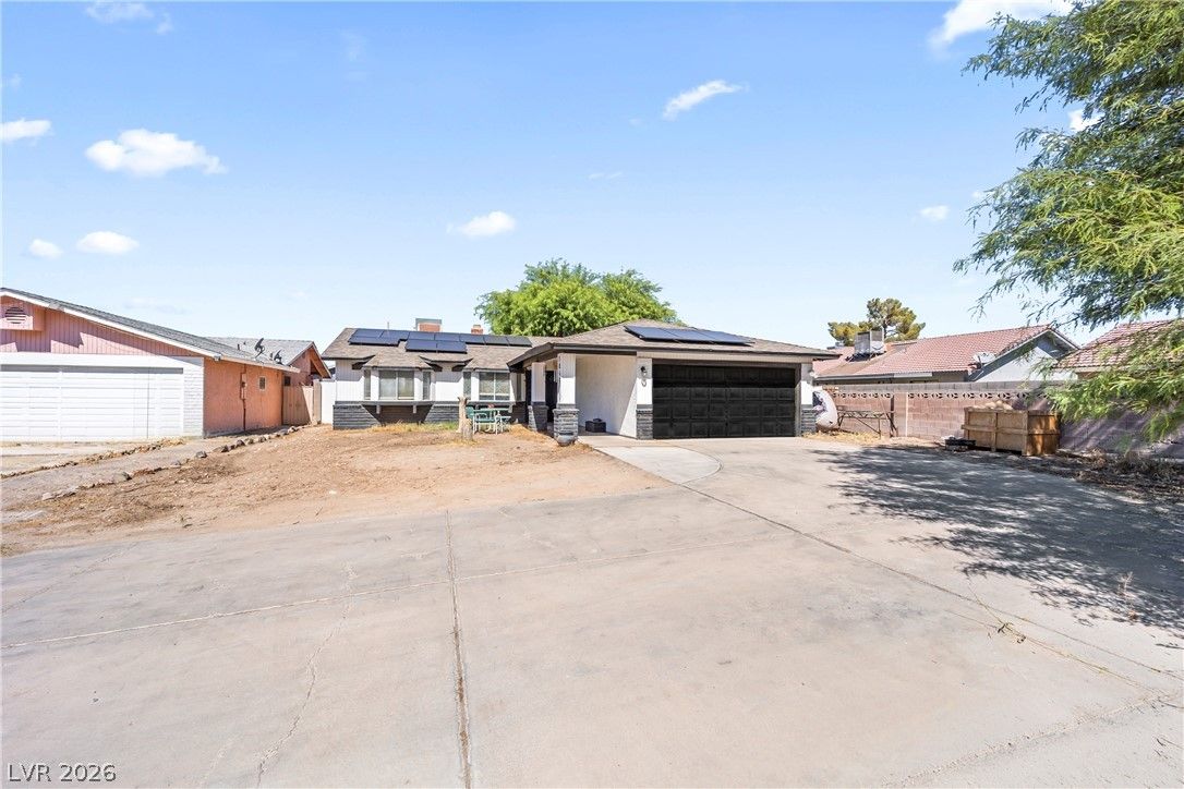 1849 Shagbark Lane — photo 3