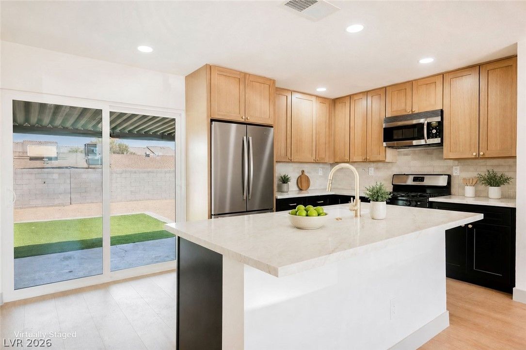 4972 Orinda Circle — photo 1 of 17