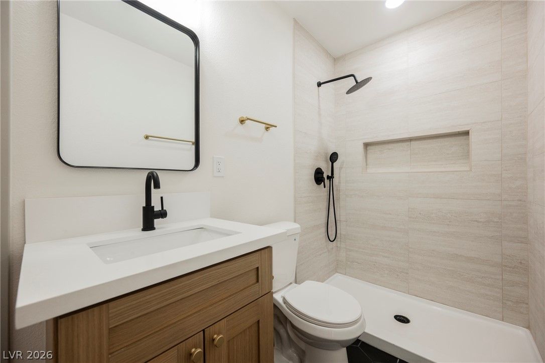 4972 Orinda Circle — photo 3 of 17