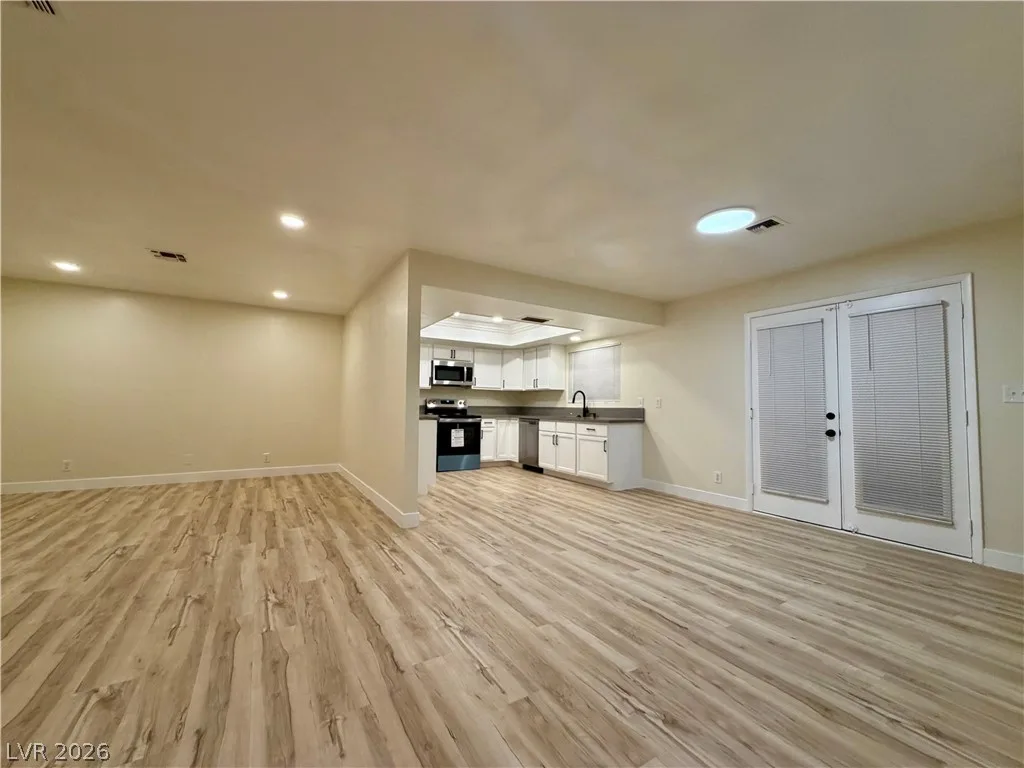 4875 East Baltimore Avenue — photo 3