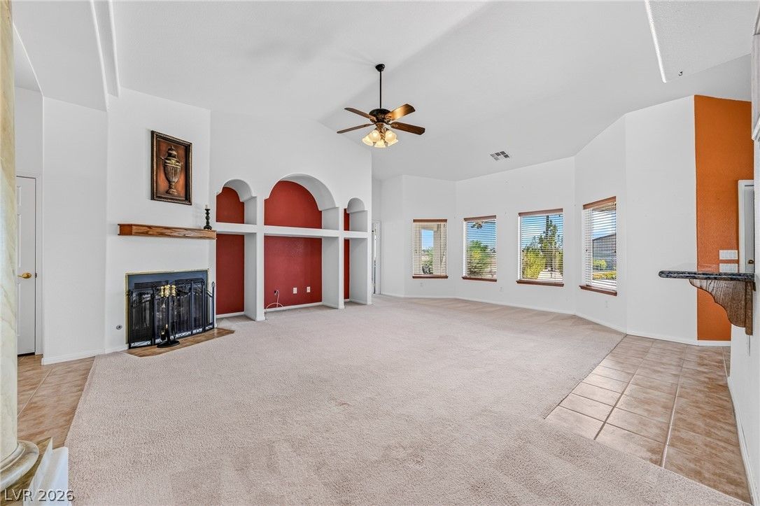 381 East Kiowa Street — photo 3 of 36