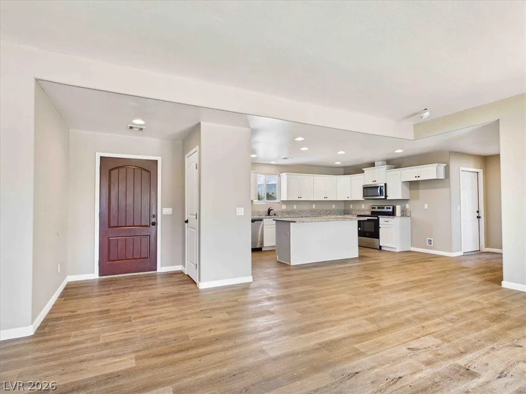 2101 East Dandelion Street — photo 4
