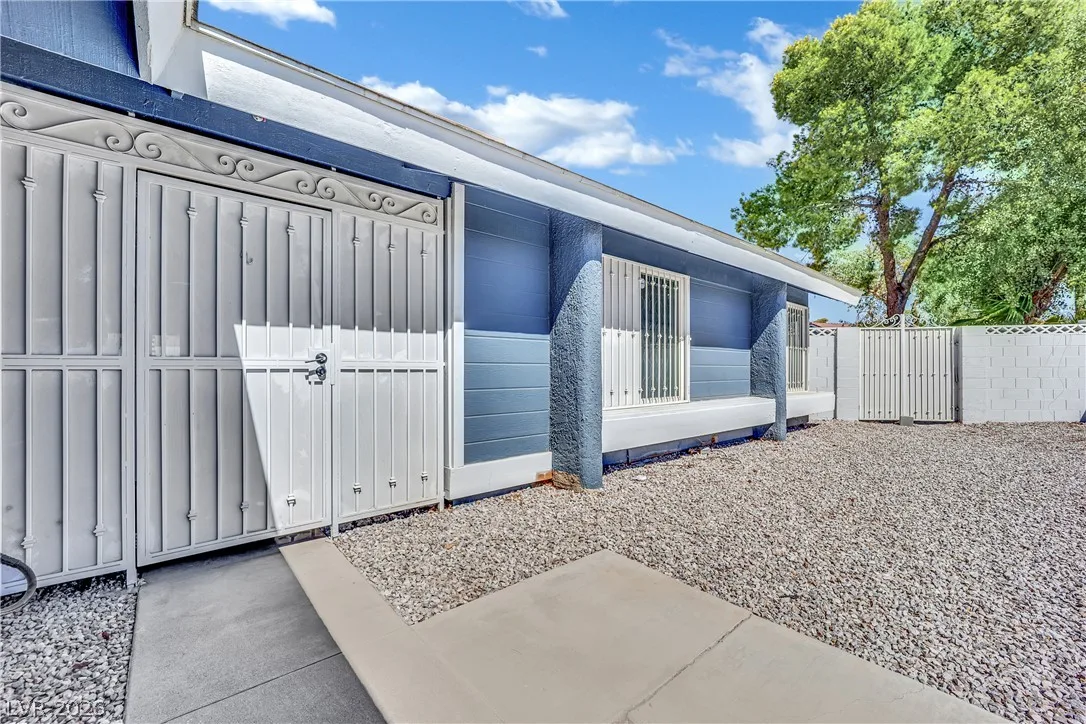 6636 Treadway Lane — photo 4