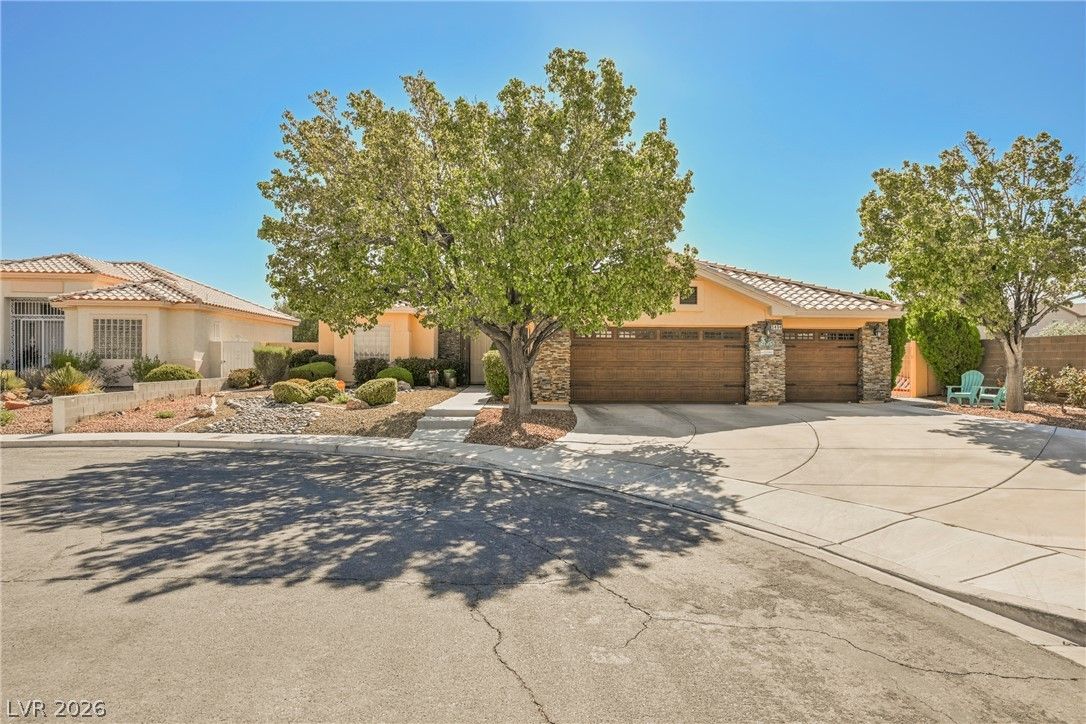 5494 Pine Ranch Street — photo 2