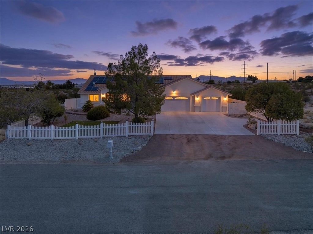 2300 Arado Lane — photo 3