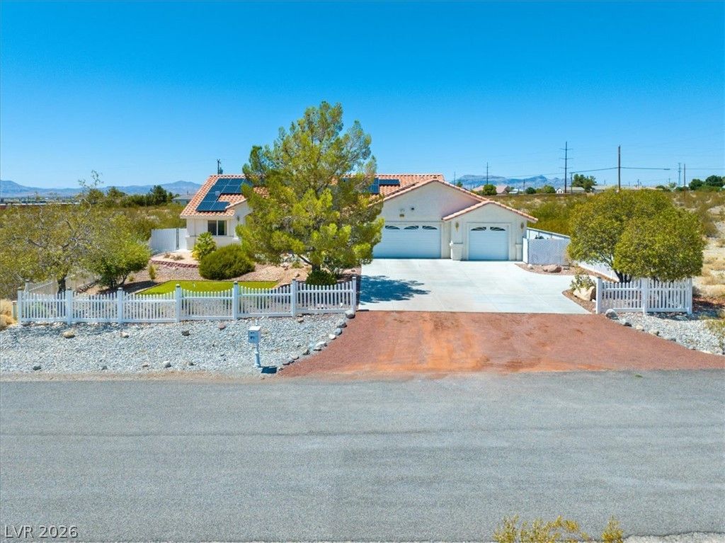2300 Arado Lane — photo 4