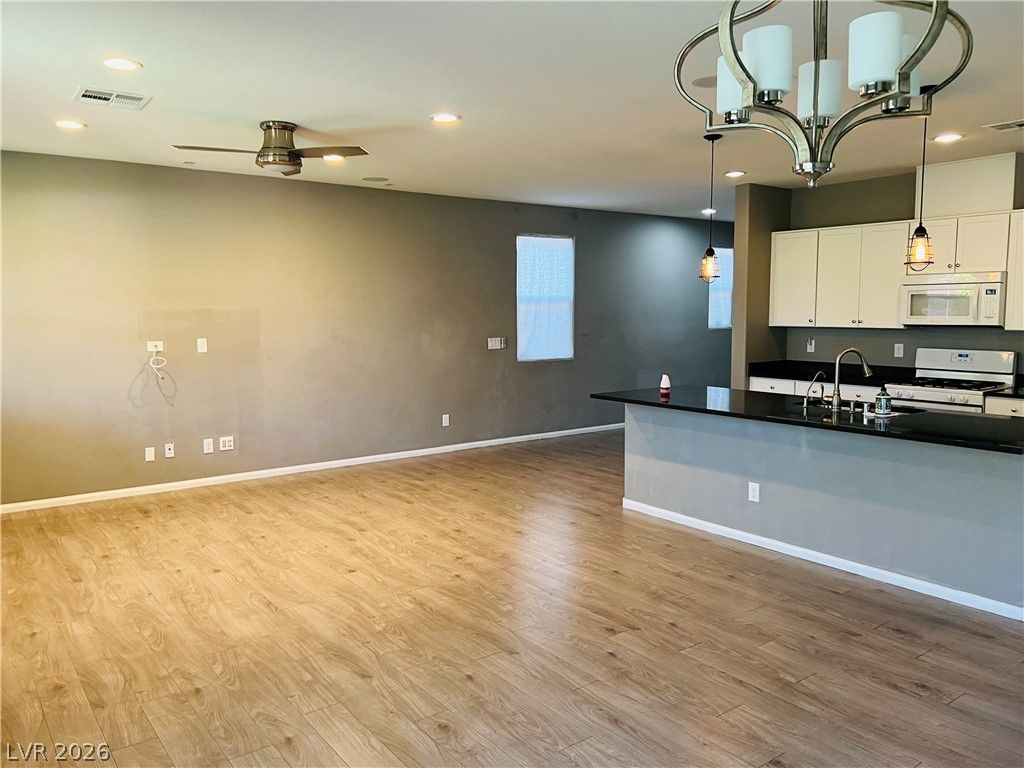 9325 Keystone Ridge Avenue — photo 5