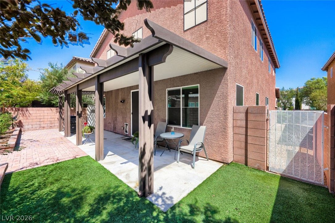 7931 Dell Ridge Avenue — photo 2
