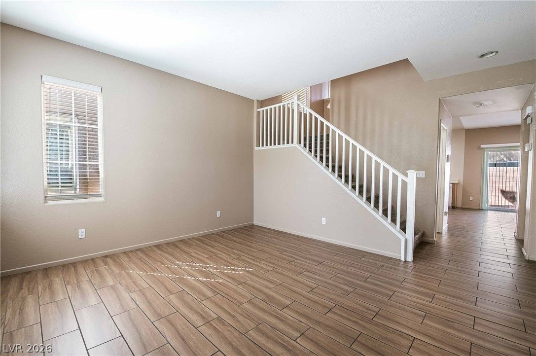 3925 MEADOW FOXTAIL Drive — photo 3 of 21