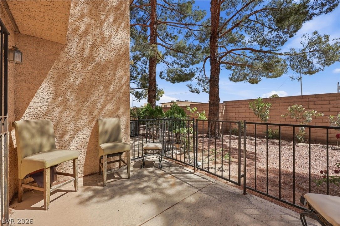 2851 South Valley View Boulevard 1139B — photo 4 of 36