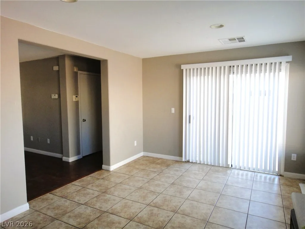 7989 Hilltop Windmill Street — photo 5
