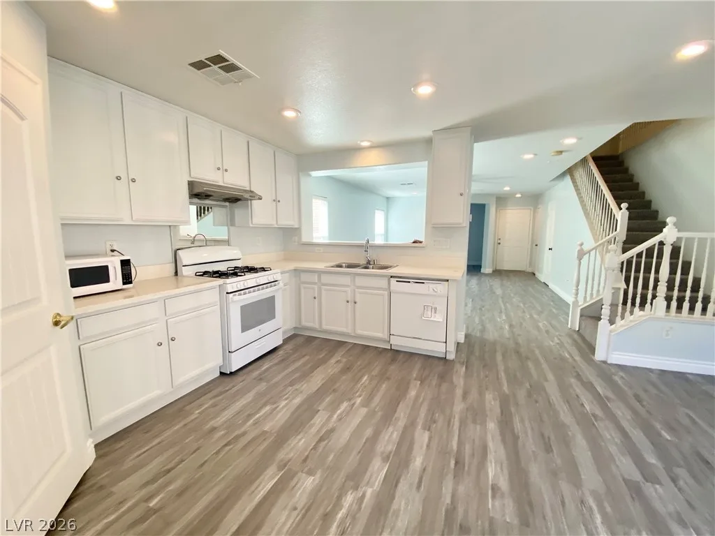 3340 Century Plant Street — photo 3